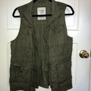 Army Green Vest Jacket